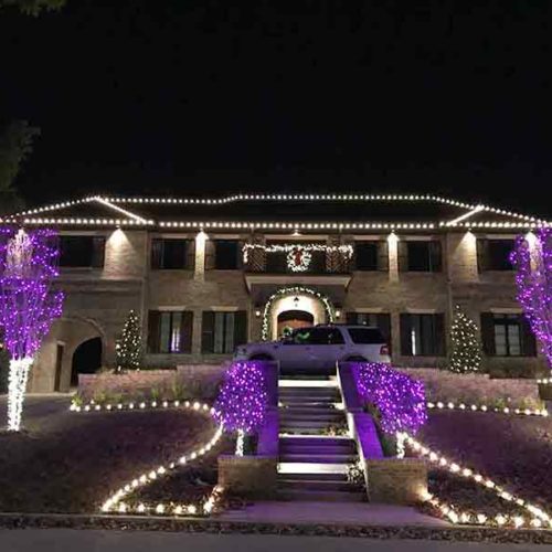 How to Make the Installation of Your Christmas Lights Easier